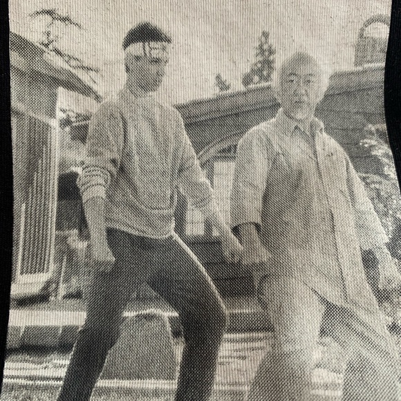 New CHEMISTRY The Karate Kid Long Sleeve Black Tee Shirt Mens XL - Picture 8 of 8